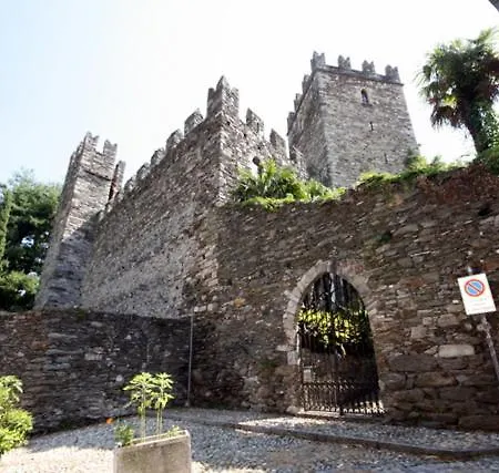 펜션 Castel - Rezzonico, By Lovecomo