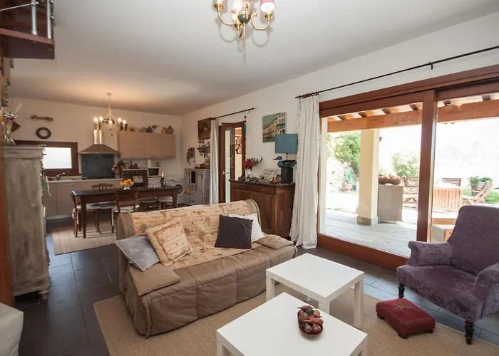 Castel - Rezzonico, By Lovecomo 펜션 *